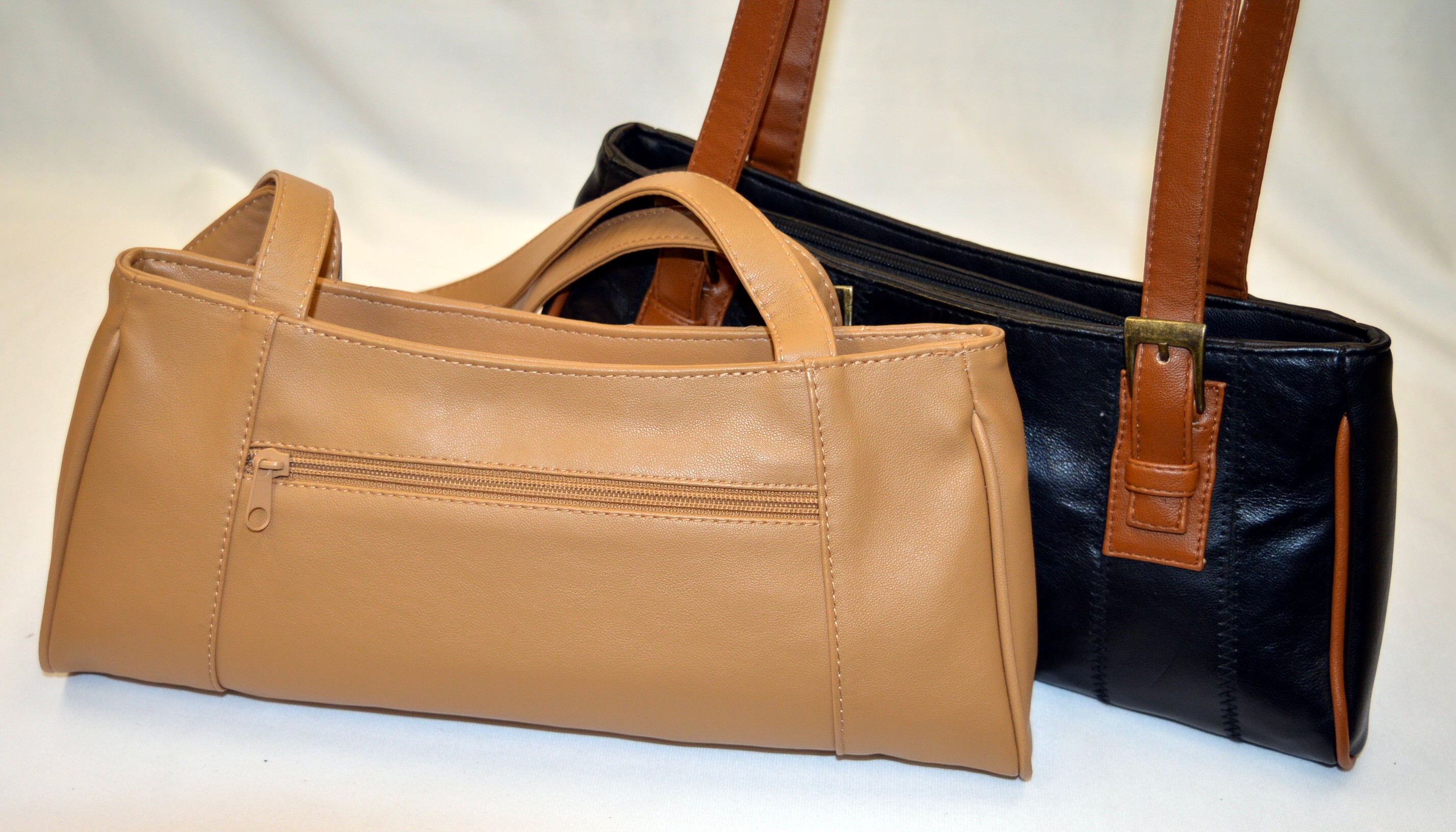 Dámská kožená kabelka Marc Chantal