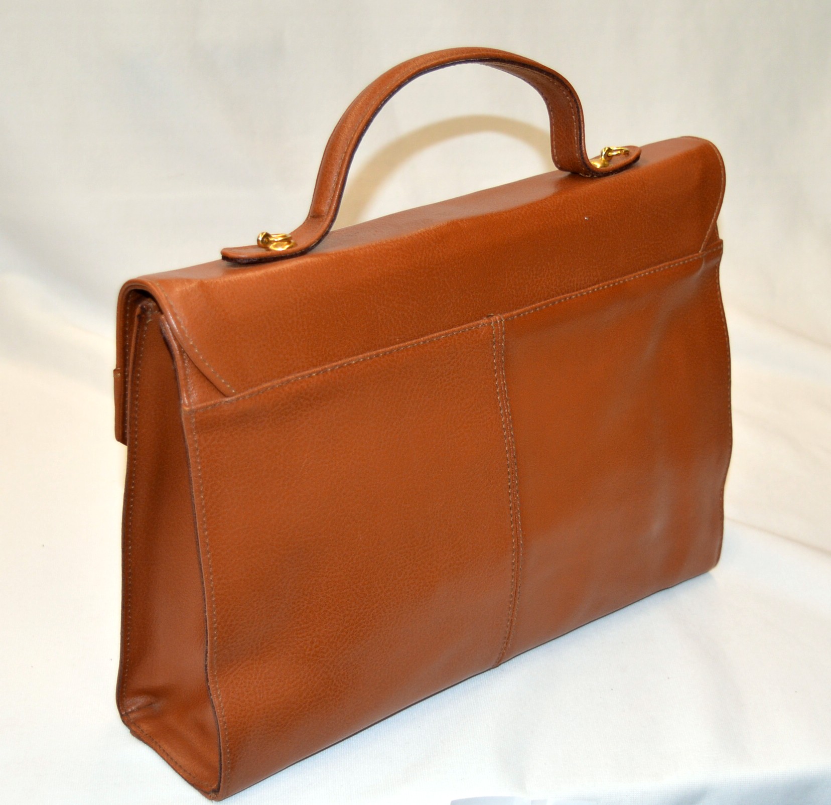 Dámská kožená kabelka