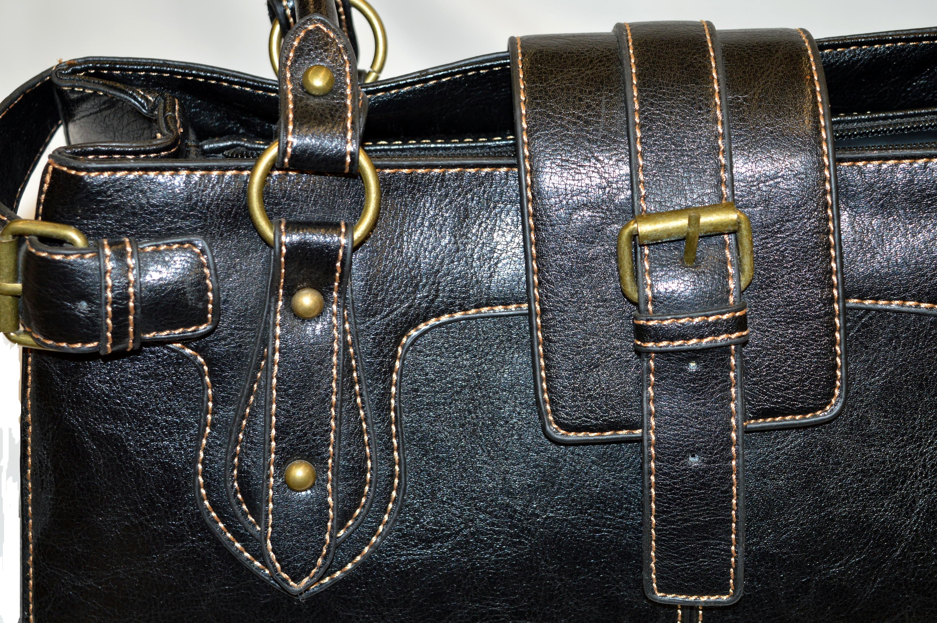 Dámská syntetická kabelka Bernardo Bossi