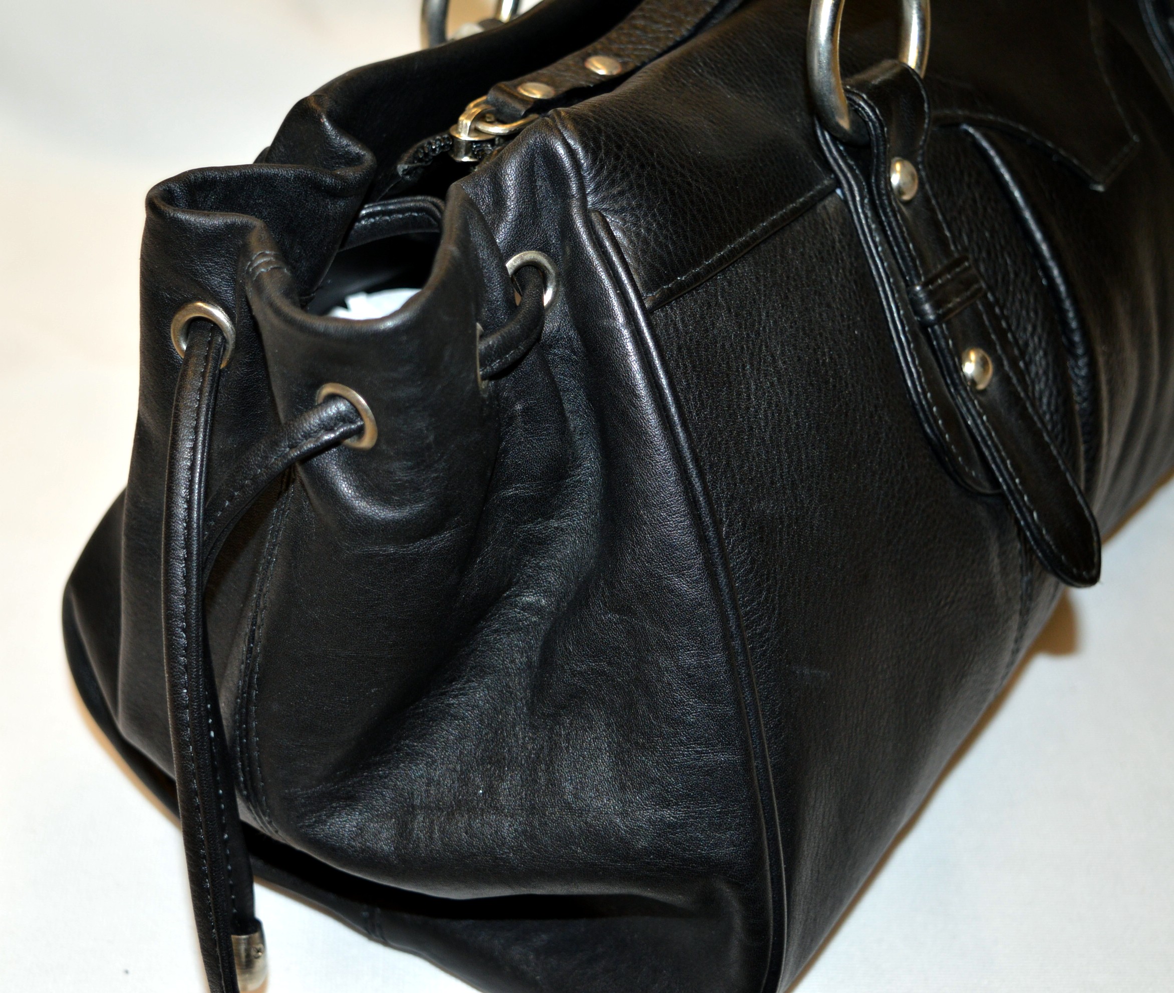 Dámská kožená kabelka