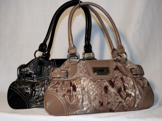 Dámská syntetická kabelka Emmetrenta